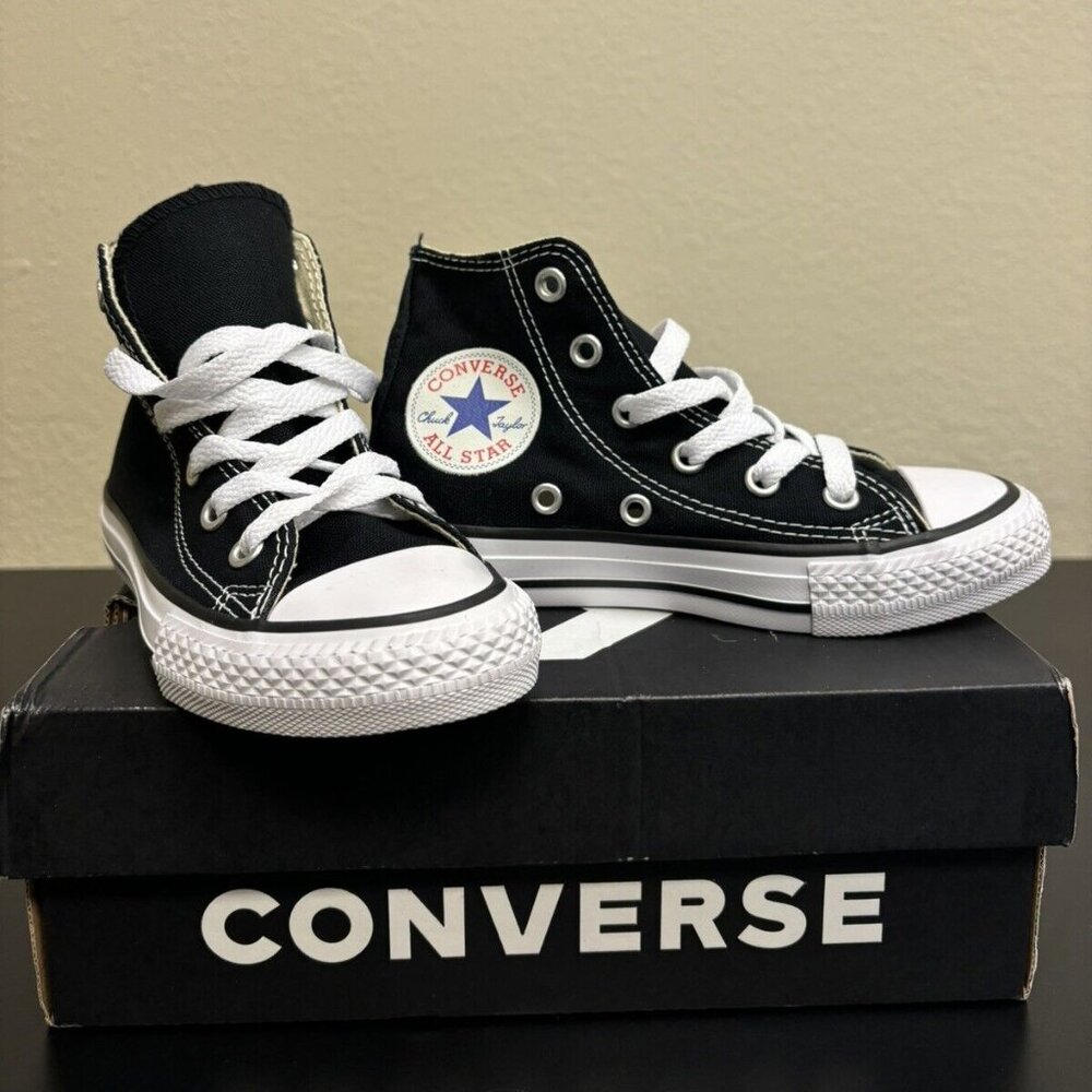 Converse Shoes Youth 11 Chuck Taylor All-Star Sneakers Black High Top 3J231